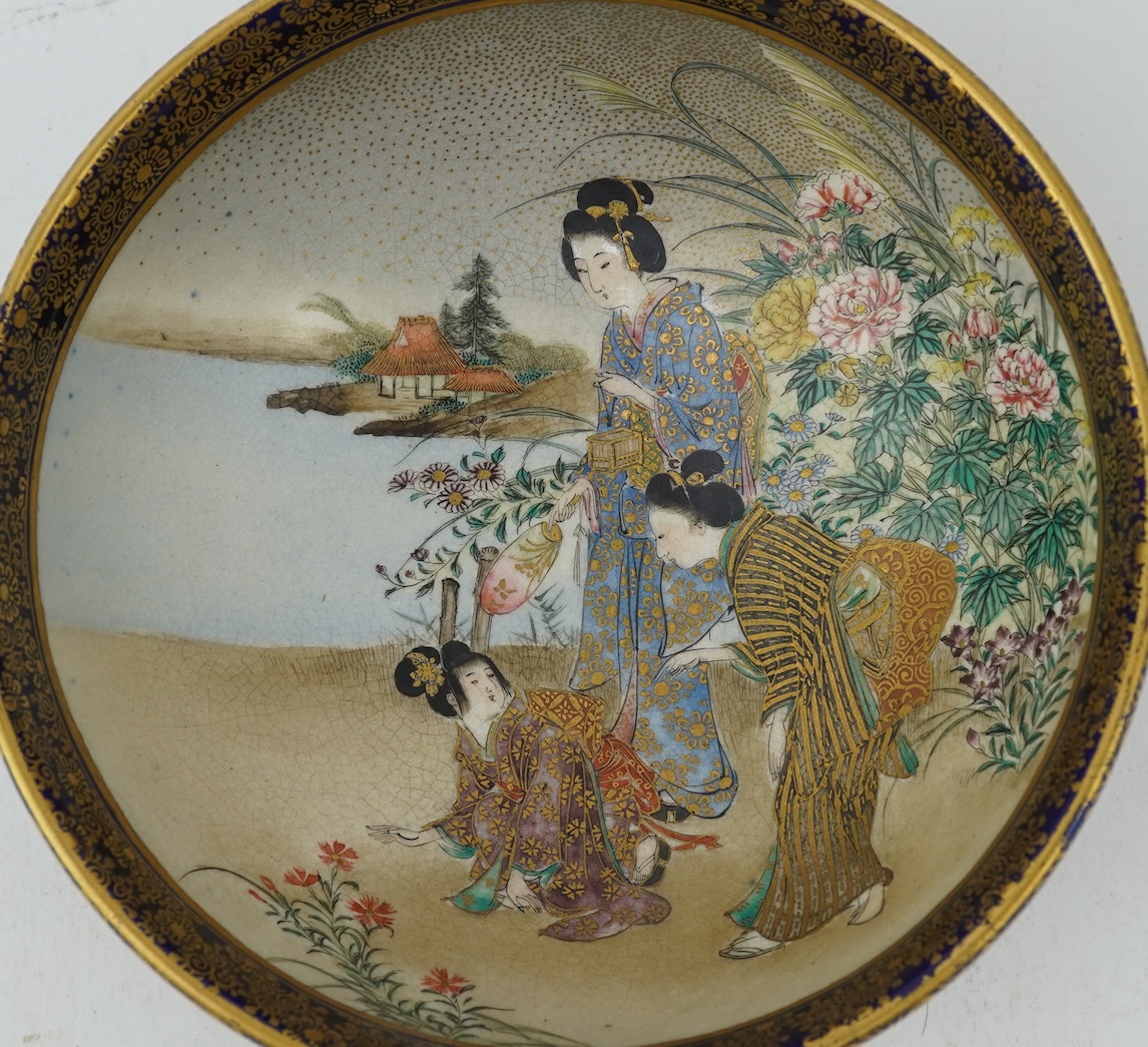 A Japanese Satsuma bowl, by Kinkozan, Meiji period
